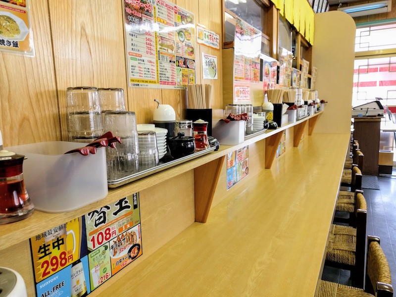 05カウンター席.jpg 05カウンター席