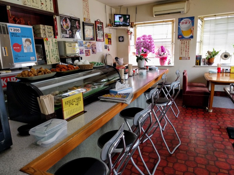 04カウンター席.jpg 04カウンター席