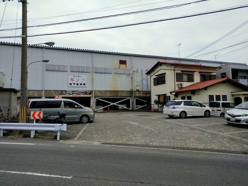 03駐車場.jpg 03駐車場