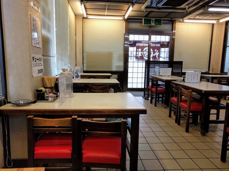 07テーブル席.jpg 07テーブル席