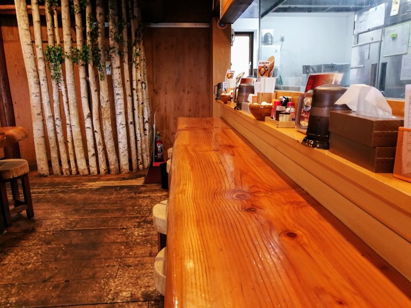 05カウンター席.jpg 05カウンター席