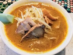 ラミタ−カレーラーメン