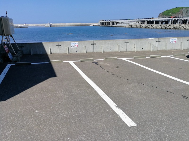 02駐車場.jpg 02駐車場