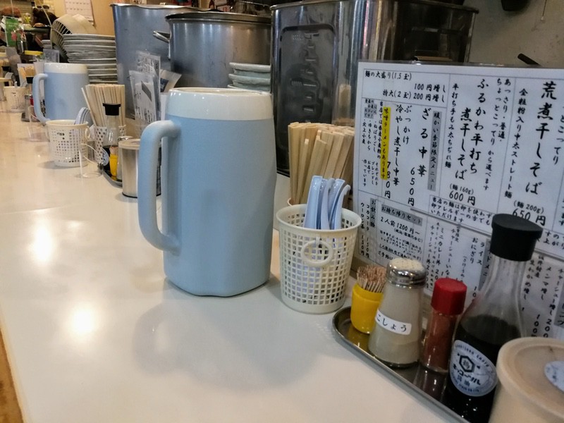 04カウンター席