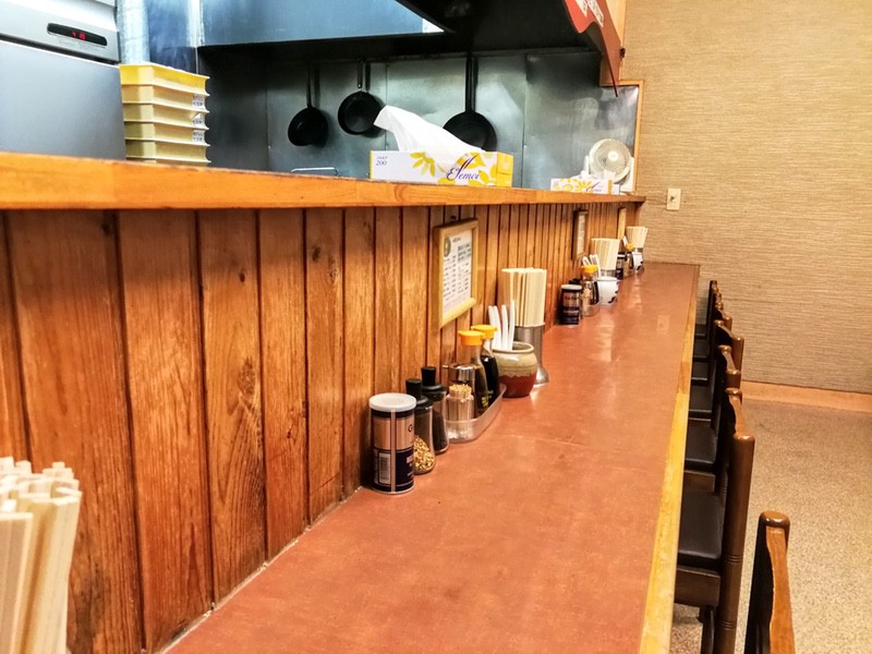 04カウンター席.jpg 04カウンター席