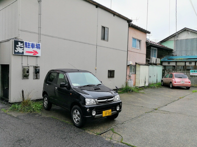 04駐車場.jpg 04駐車場