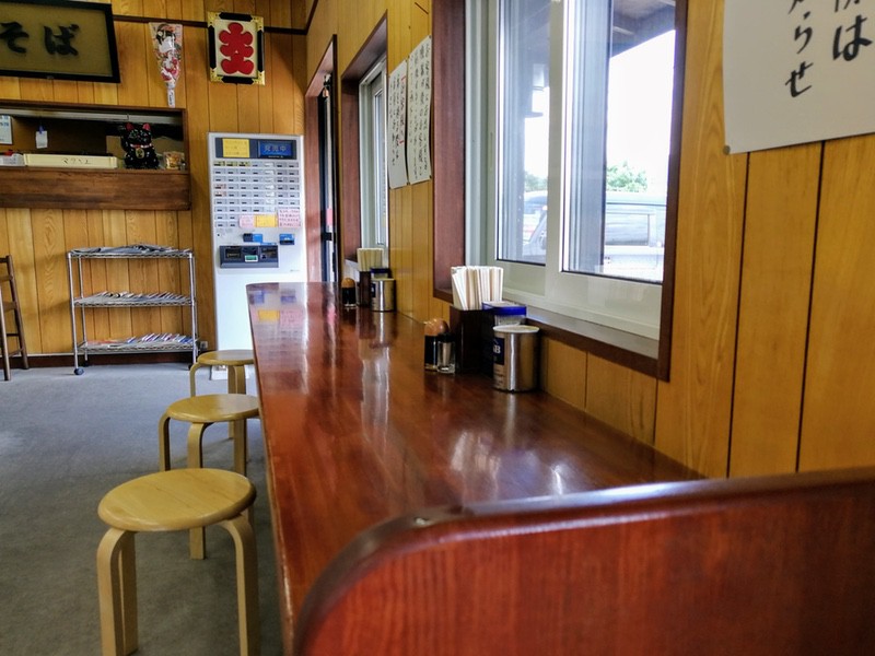 06カウンター席.jpg 06カウンター席