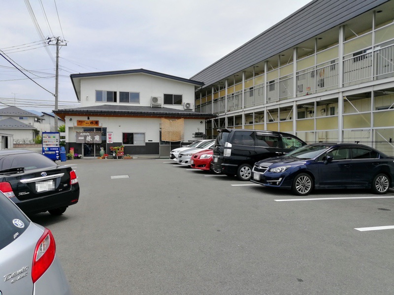 03駐車場.jpg 03駐車場