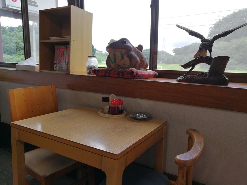 04テーブル席