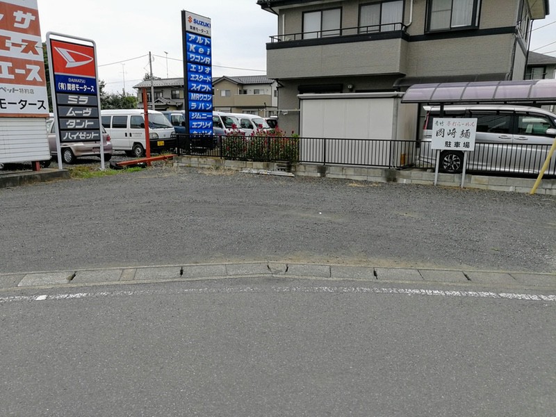 02駐車場.jpg 02駐車場