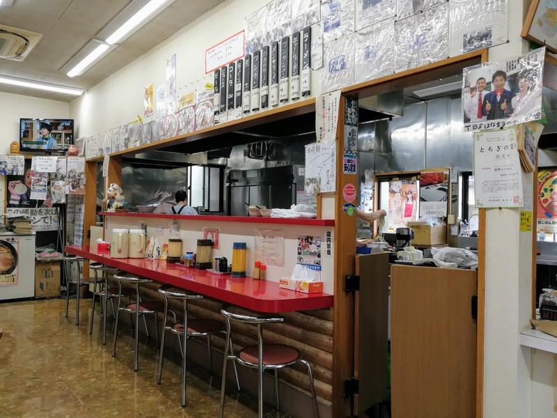 05カウンター席.jpg 05カウンター席