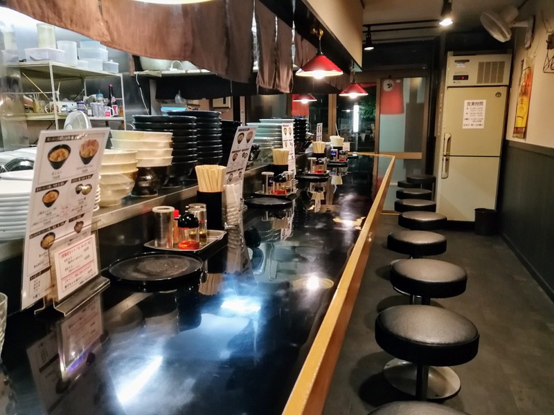 03カウンター席.jpg 03カウンター席