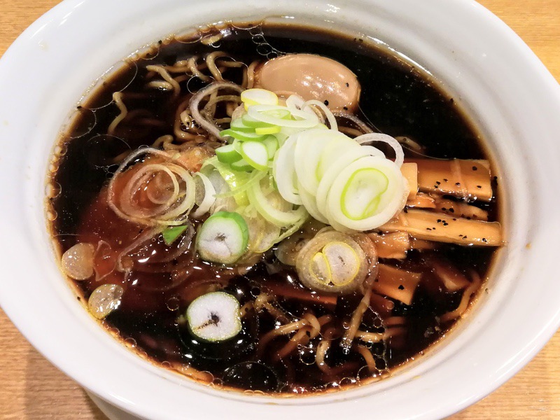 15黒醤油ラーメン.jpg 15黒醤油ラーメン