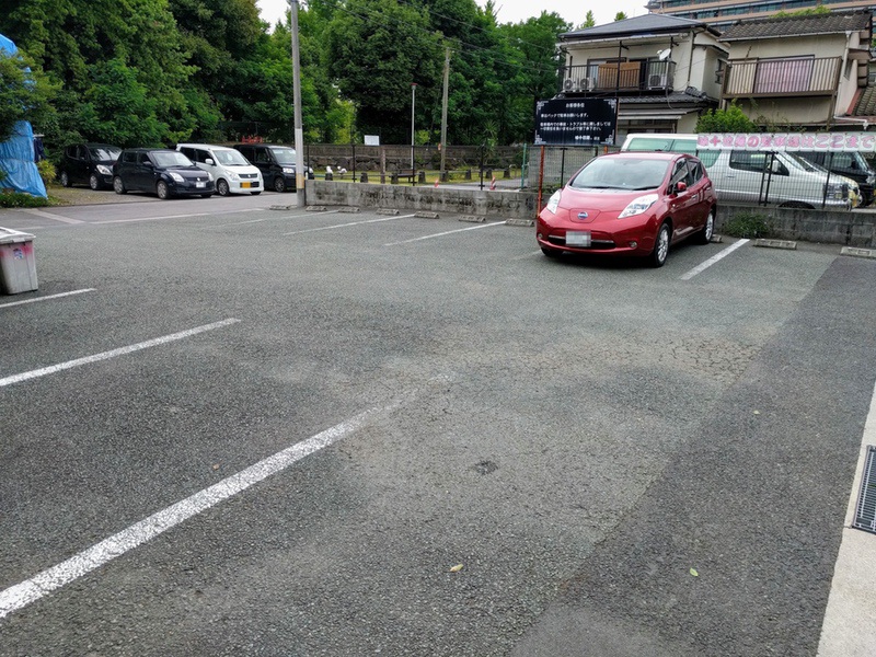 04駐車場.jpg 04駐車場