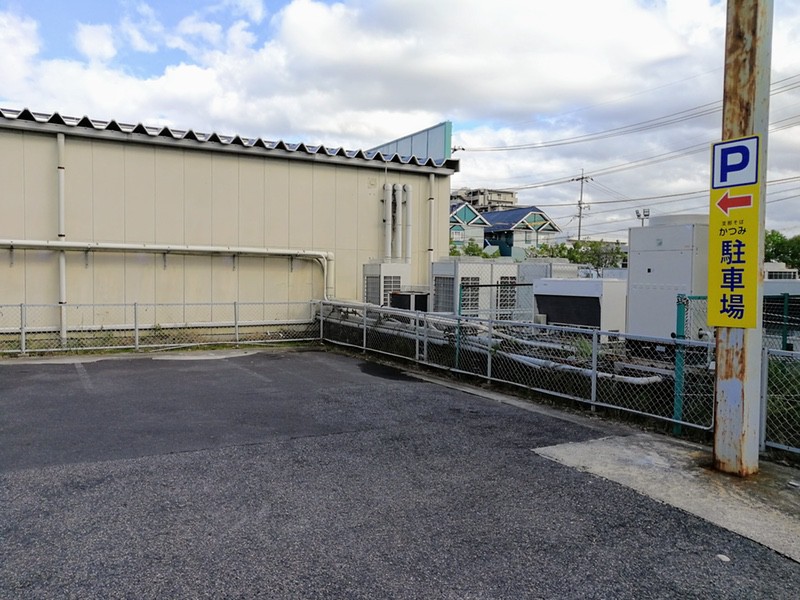 02駐車場.jpg 02駐車場