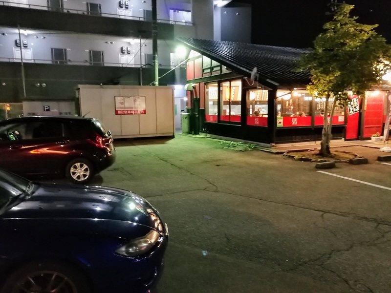 02駐車場.jpg 02駐車場