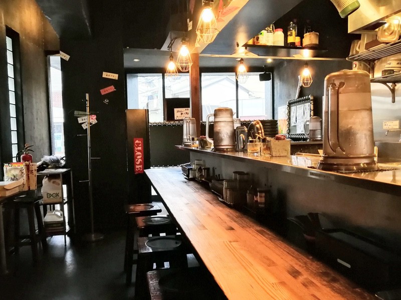 06カウンター席