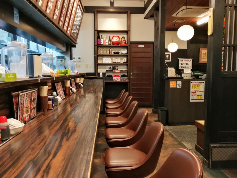 06カウンター席.jpg 06カウンター席