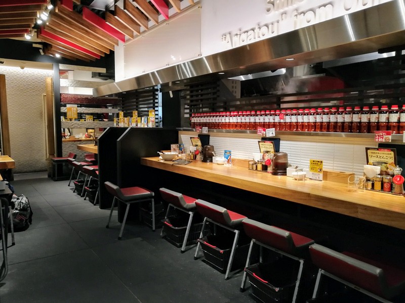 03カウンター席.jpg 03カウンター席