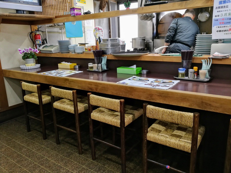 07カウンター席.jpg 07カウンター席