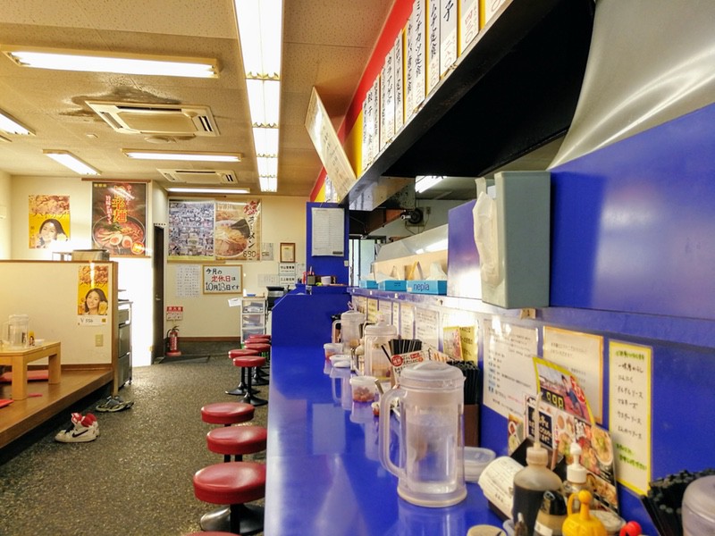 05カウンター席.jpg 05カウンター席