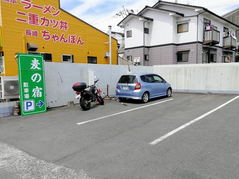 03駐車場.jpg 03駐車場