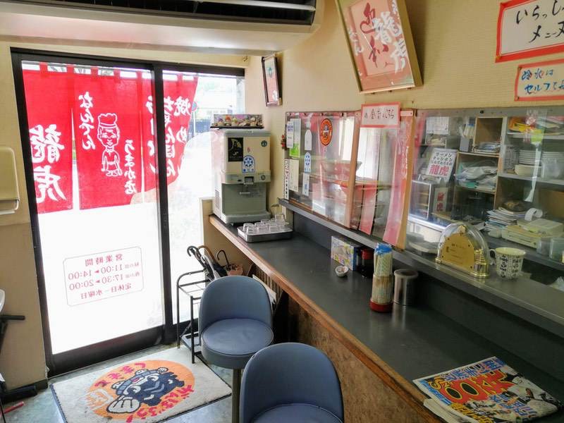 07カウンター席.jpg 07カウンター席