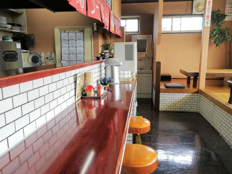 05カウンター席.jpg 05カウンター席
