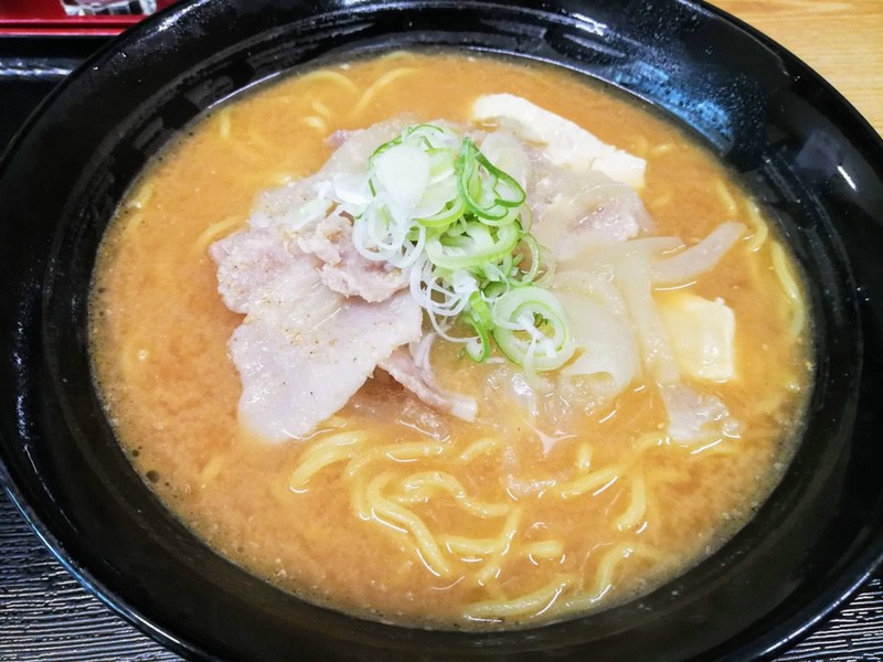 09とん汁ラーメン.jpg 09とん汁ラーメン