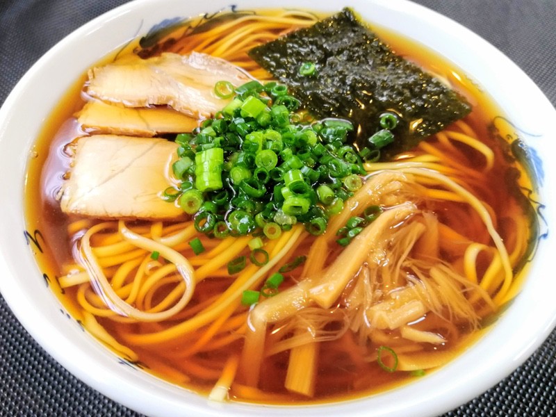 11温かいらーめん.jpg 11温かいらーめん