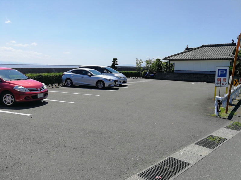 03駐車場.jpg 03駐車場