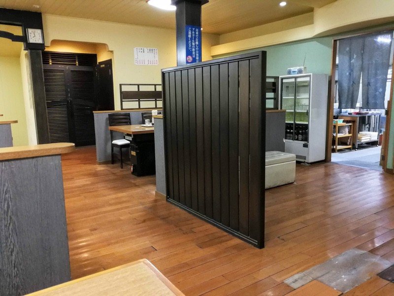 03テーブル席