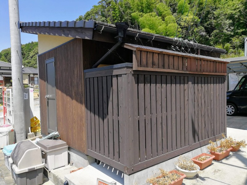 03屋外トイレ.jpg 03屋外トイレ