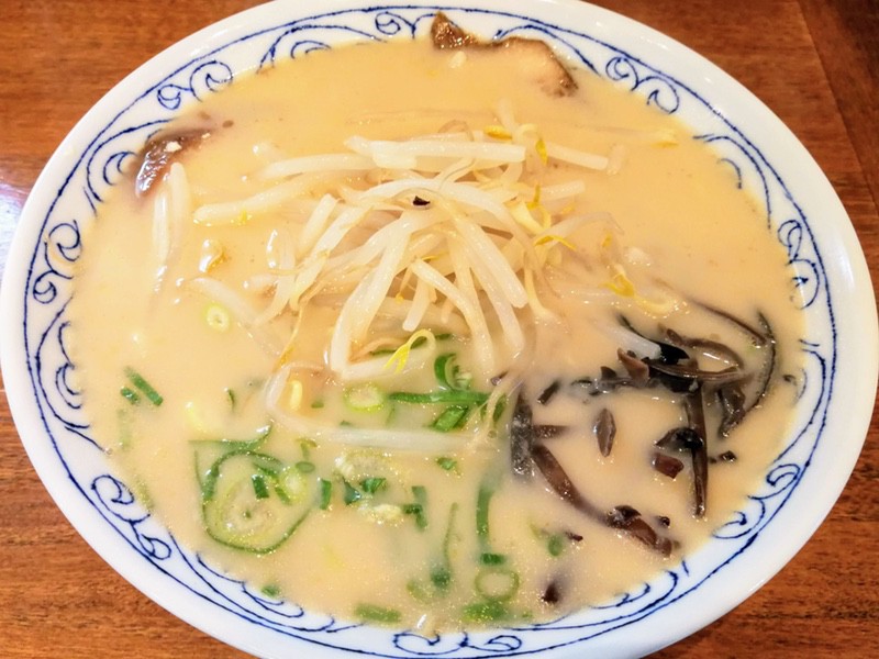 09とんこつラーメン.jpg 09とんこつラーメン