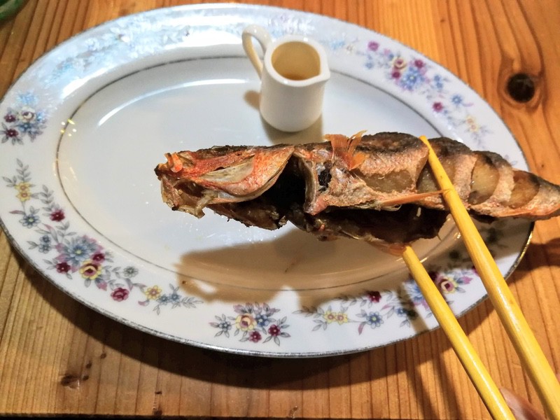 16グルクンの唐揚げ.jpg 16グルクンの唐揚げ