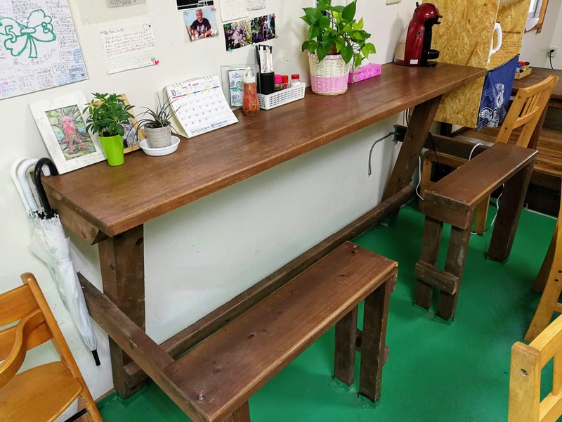 06カウンター席.jpg 06カウンター席