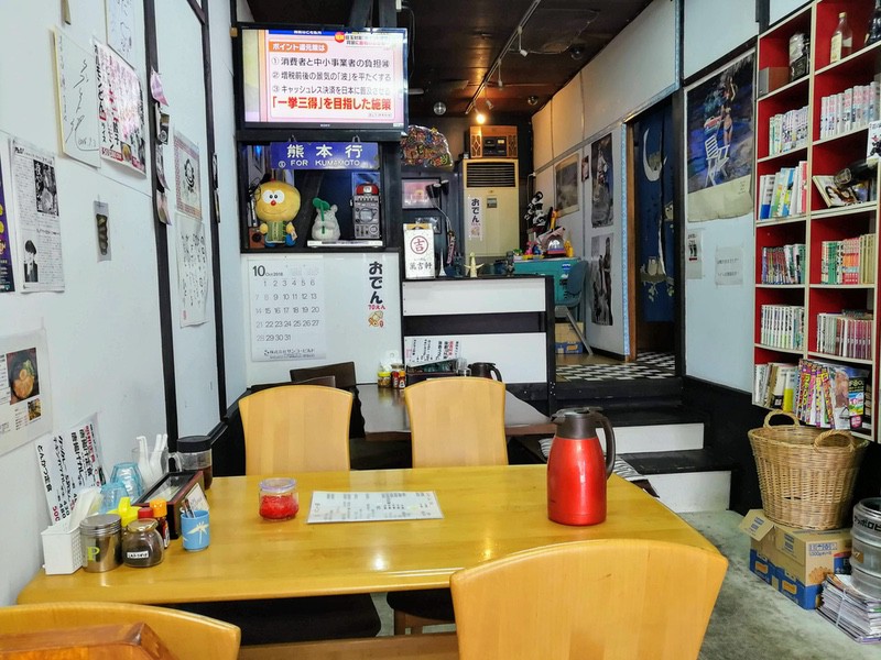 03テーブル席.jpg 03テーブル席