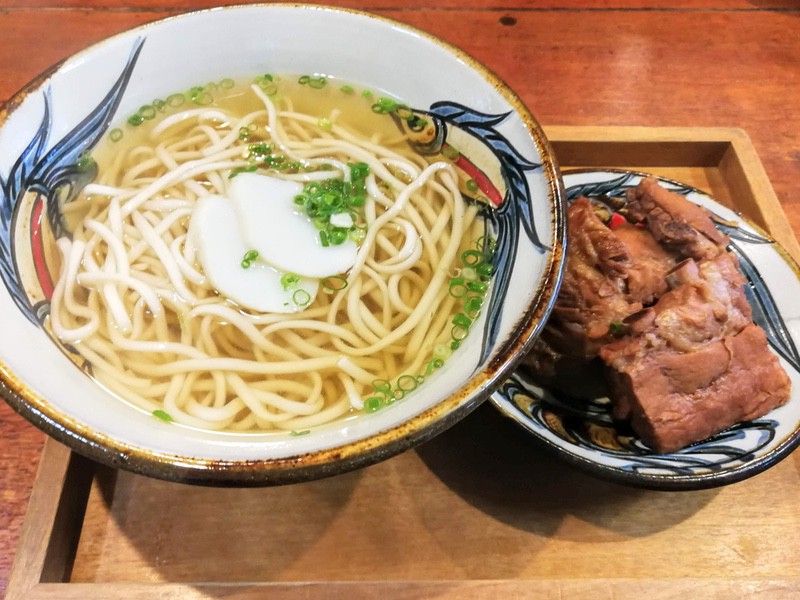 11本ソーキそば