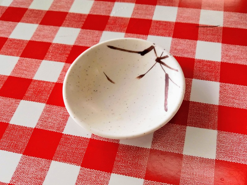 10骨入れの皿.jpg 10骨入れの皿