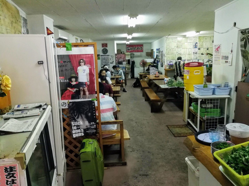 07テーブル席.jpg 07テーブル席