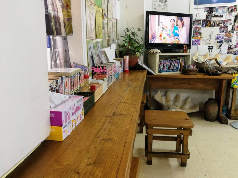 10カウンター席.jpg 10カウンター席