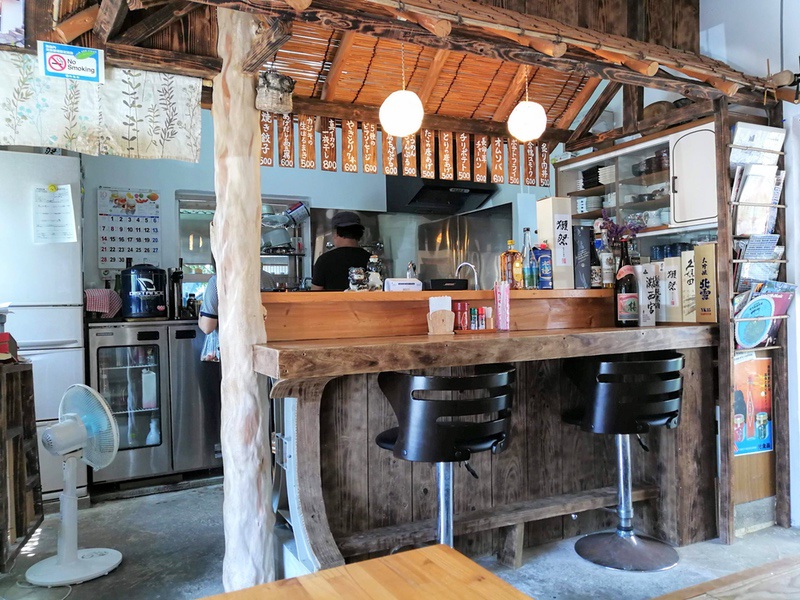 03カウンター席.jpg 03カウンター席