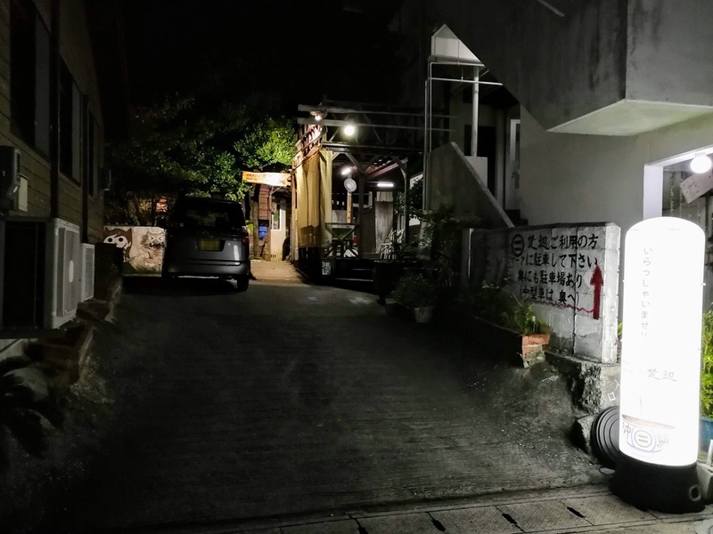 01駐車場.jpg 01駐車場