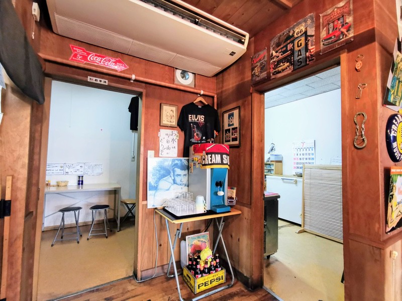 03店内.jpg 03店内