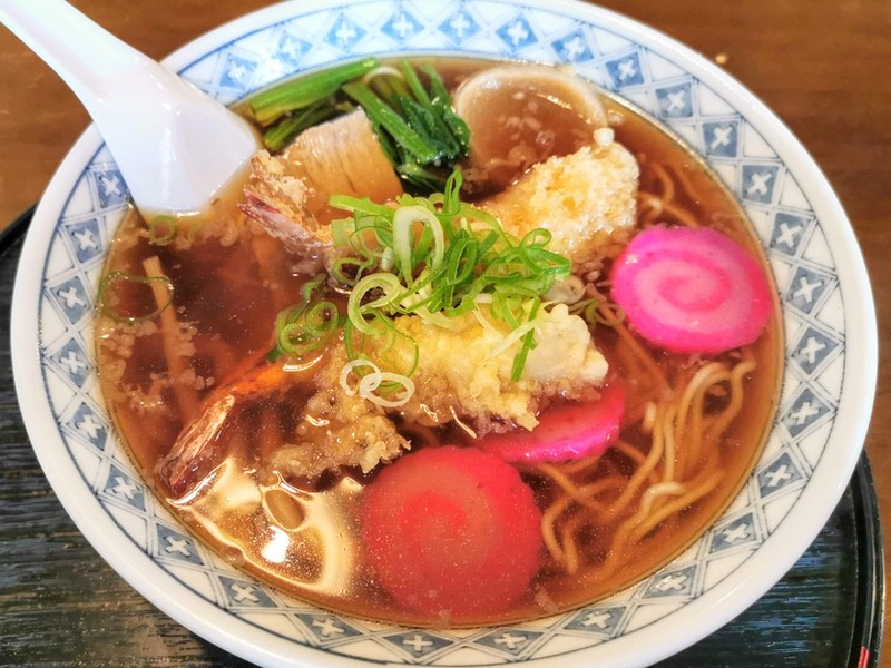 06天ぷらラーメン