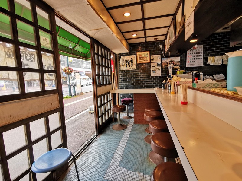 02カウンター席.jpg 02カウンター席