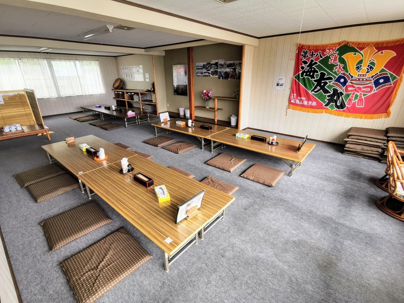 06店内2階.jpg 06店内2階