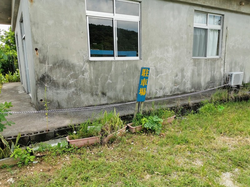 02駐車場.jpg 02駐車場