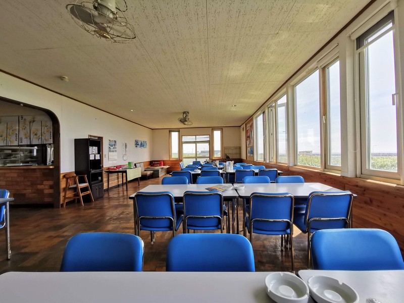 03テーブル席.jpg 03テーブル席