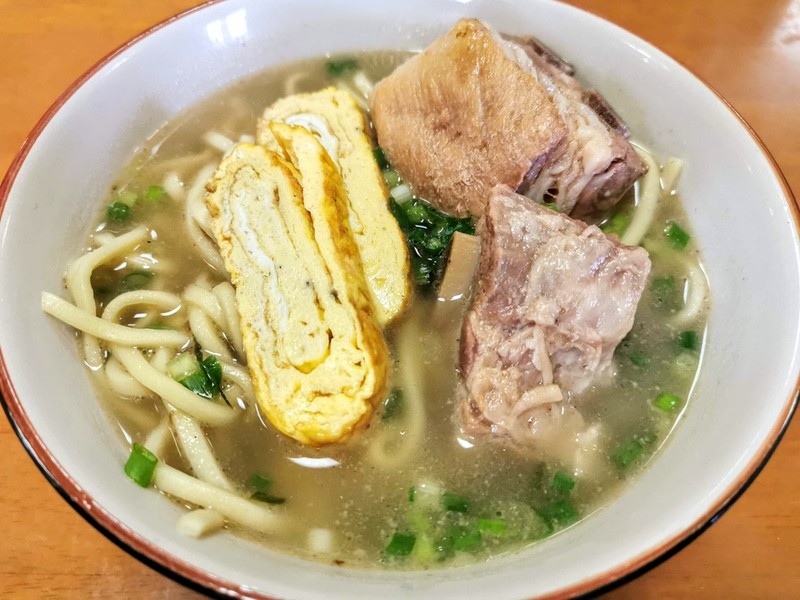 09ソーキそば.jpg 09ソーキそば